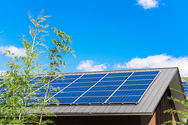 屋根が広いので太陽光発電がたっぷり